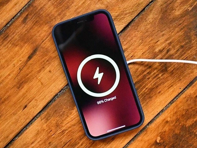 河南苹果手机维修分享iPhone 12可以随便充电吗 
